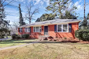 4919 Raymond Pl, Charlotte, NC 28205 - Photo 2