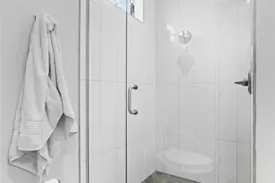 840 E 18th St, Charlotte, NC 28205 - Photo 18