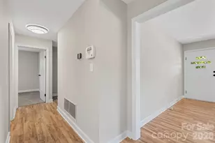 19 Browndale Rd, Asheville, NC 28805 - Photo 32