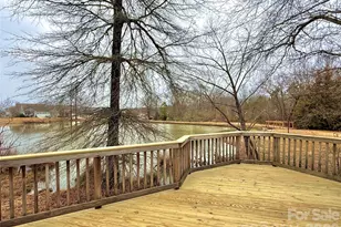 5227 Crystal Lakes Dr, Rock Hill, SC 29732 - Photo 22