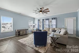 194 Canada Dr, Statesville, NC 28677 - Photo 6