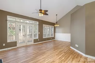 45 Poplar Creek Dr, Asheville, NC 28805 - Photo 8