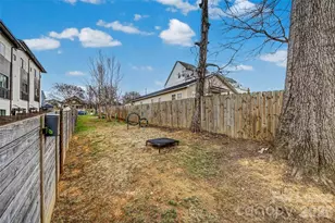 840 E 18th St, Charlotte, NC 28205 - Photo 28