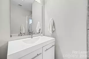 840 E 18th St, Charlotte, NC 28205 - Photo 20