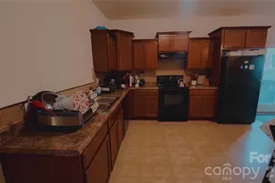 7736 Ponderosa Pine Ln, Charlotte, NC 28215 - Photo 6