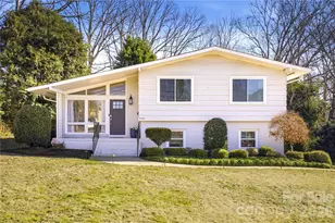 6409 Montpelier Rd, Charlotte, NC 28210 - Photo 2