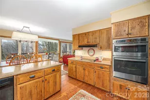 38 Laurelwood Ln, Waynesville, NC 28786 - Photo 12