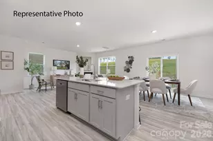 2062 10th St SE, Hickory, NC 28602 - Photo 12