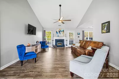 109 N Sunberry Trail, Fletcher, NC 28732 - Photo 2