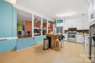 140 29th Avenue Drive NW, Hickory, NC 28601 - Photo 12