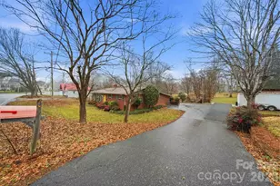 140 29th Ave Dr NW, Hickory, NC 28601 - Photo 38