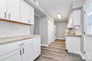 11013 Park Rd, Charlotte, NC 28226 - Photo 12