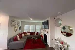 11838 Red Leaf Dr, Charlotte, NC 28215 - Photo 6