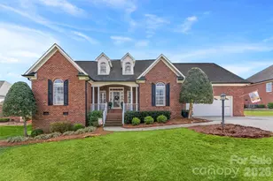 2708 Wynewood Ct, Gastonia, NC 28056 - Photo 2