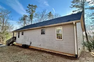 45 Marshbanks Rdg, Weaverville, NC 28787 - Photo 6