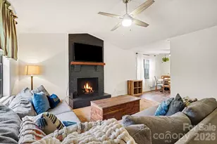 4373 Eastridge Dr, Gastonia, NC 28056 - Photo 2