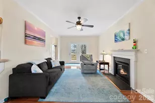 4325 Donnell Dr, Gastonia, NC 28056 - Photo 4