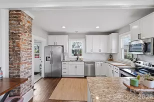 800 E 20th St, Charlotte, NC 28205 - Photo 4