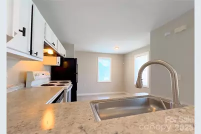 5313 Abbywood Lane, Charlotte, NC 28269 - Photo 6