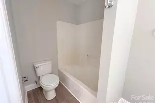 5313 Abbywood Ln, Charlotte, NC 28269 - Photo 10