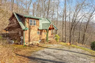 2015 Bettys Creek Rd, Sylva, NC 28779 - Photo 2