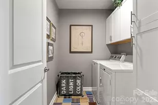 2023 Sage Park Dr, Charlotte, NC 28217 - Photo 24