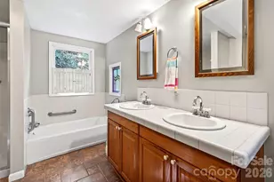 951 953 955 959 Nc 9 Hwy, Black Mountain, NC 28711 - Photo 16