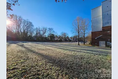 2338 Yadkin Avenue #D110, Charlotte, NC 28205 - Photo 8