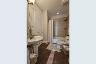 2338 Yadkin Avenue #D110, Charlotte, NC 28205 - Photo 6