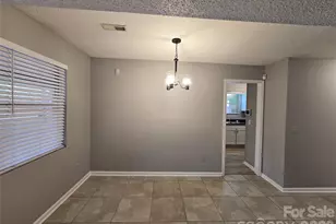 5729 Brickstone Dr, Charlotte, NC 28227 - Photo 4