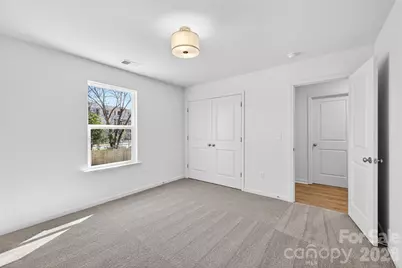 539 Dawn Circle, Charlotte, NC 28213 - Photo 16