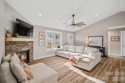 61 Sky Top View, Marshall, NC 28753 - Photo 8