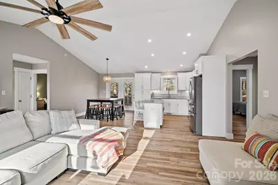 61 Sky Top View, Marshall, NC 28753 - Photo 12