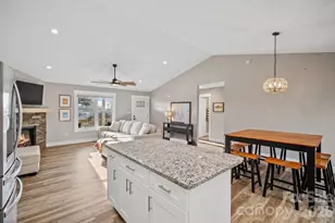 61 Sky Top View, Marshall, NC 28753 - Photo 18