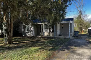 107 Turner Ave N, Charlotte, NC 28216 - Photo 1