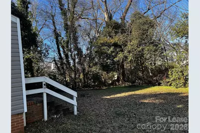 107 Turner Avenue N, Charlotte, NC 28216 - Photo 2