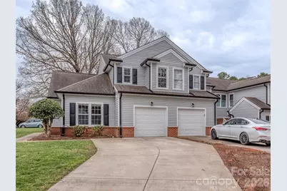 8603 Fox Chase Lane, Charlotte, NC 28269 - Photo 2