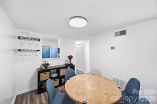 3617 Maple Glen Ln, Charlotte, NC 28226 - Photo 6