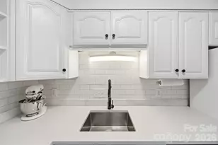 3617 Maple Glen Ln, Charlotte, NC 28226 - Photo 12