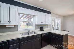 2326 Firmin Ct, Gastonia, NC 28056 - Photo 8