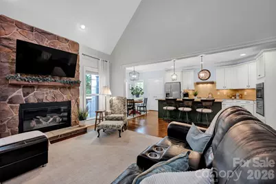 134 Lakeshore Hills Drive, Mooresville, NC 28117 - Photo 8