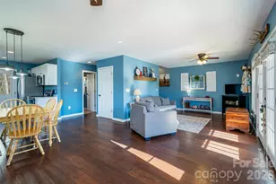 412 Masters View Dr, Etowah, NC 28729 - Photo 8