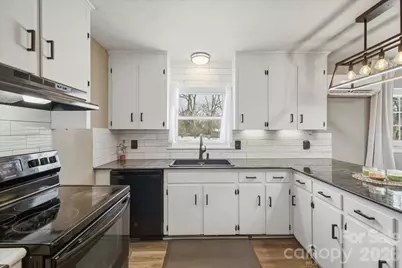 2563 Marble Street, Newton, NC 28658 - Photo 18