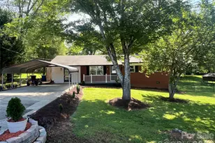 2563 Marble St, Newton, NC 28658 - Photo 2