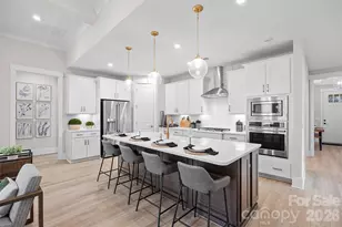 1043 Wylie Fls Ln, York, SC 29745 - Photo 6