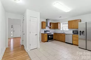 2126 Downing St, Charlotte, NC 28205 - Photo 12