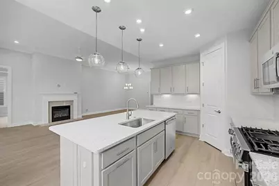 1095 Wylie Falls Lane #127, York, SC 29745 - Photo 8