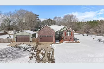 104 Heinz Road, Grover, NC 28073 - Photo 2