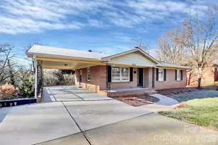 526 Julia Ave, Belmont, NC 28012 - Photo 1