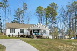 2305 Holly Ln, Shelby, NC 28150 - Photo 4